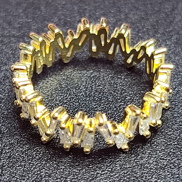 925 Sterling Silver Yellow Gold Irregular Emerald - Picture 9 of 11